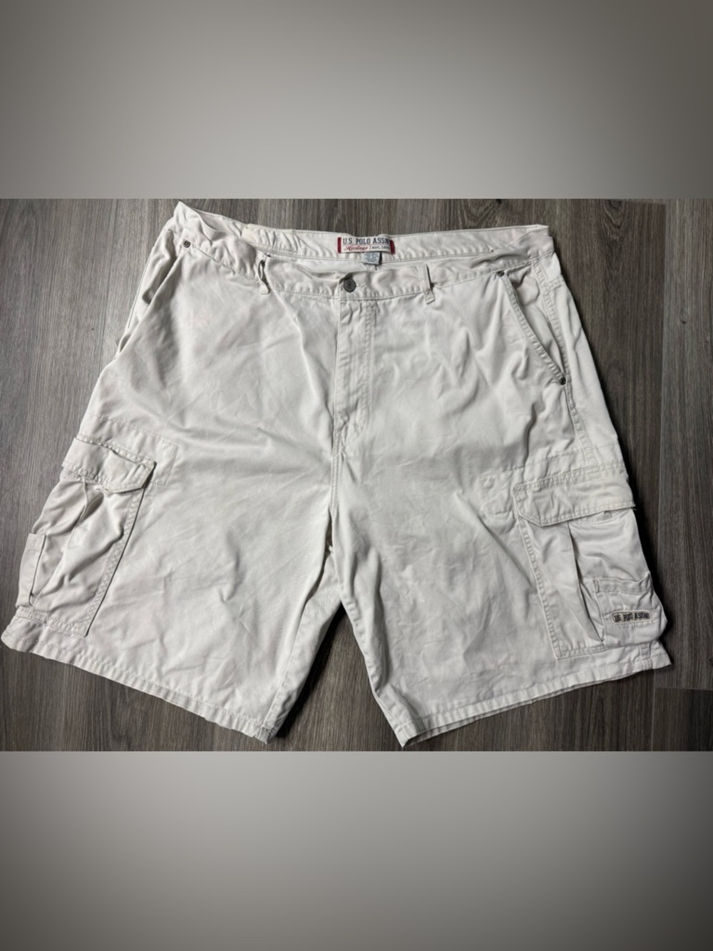 U.S. Polo Assn Khaki Cargo Shorts Size 42 100% Cotton Utility Pockets